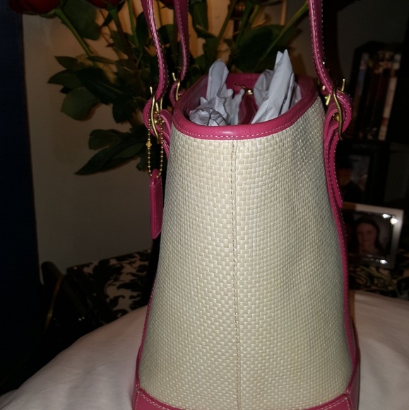 Pink Coach Bag - Picture 4 of 7
